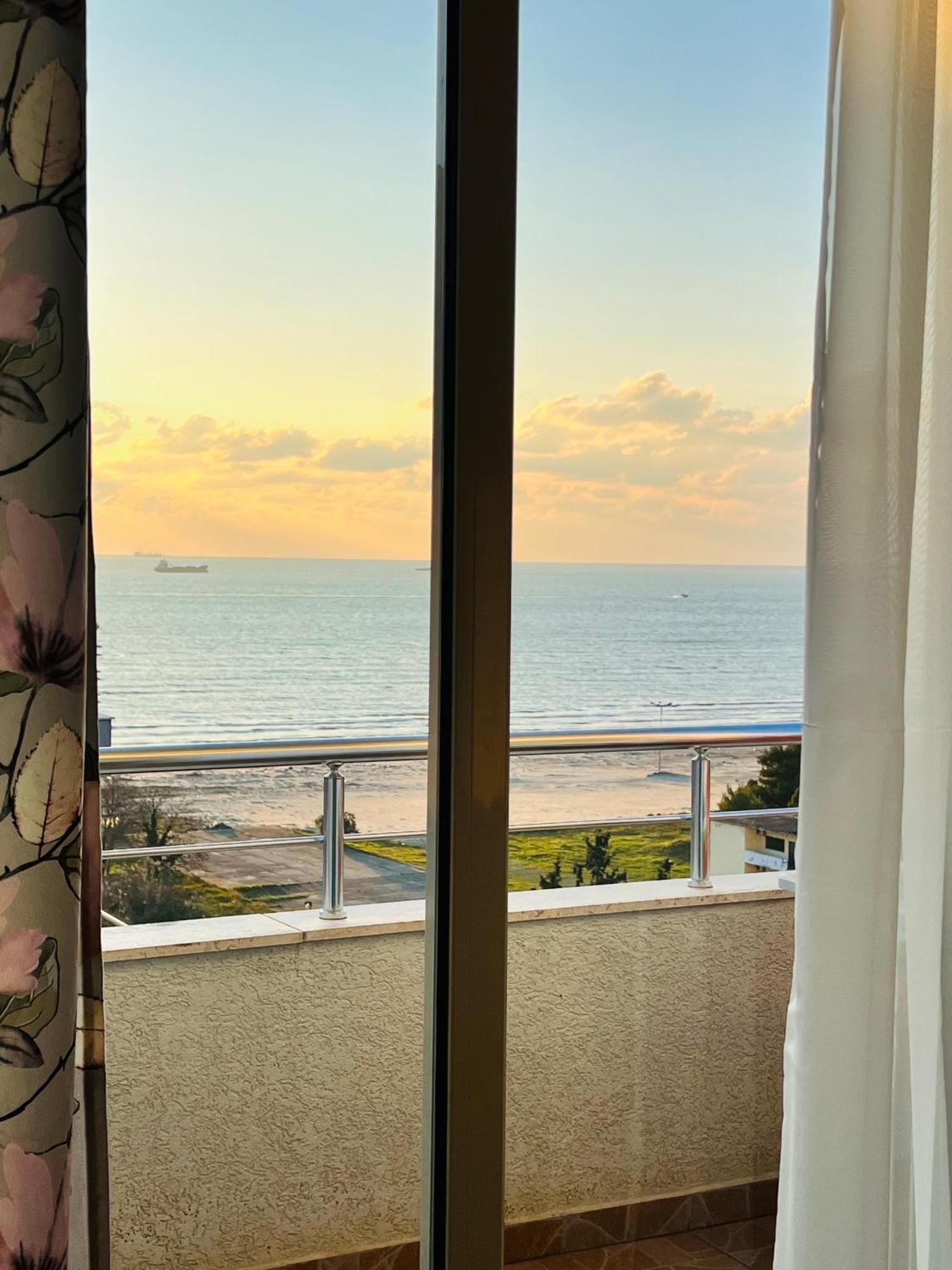Lunasol Seaside Apartments Драч Екстериор снимка